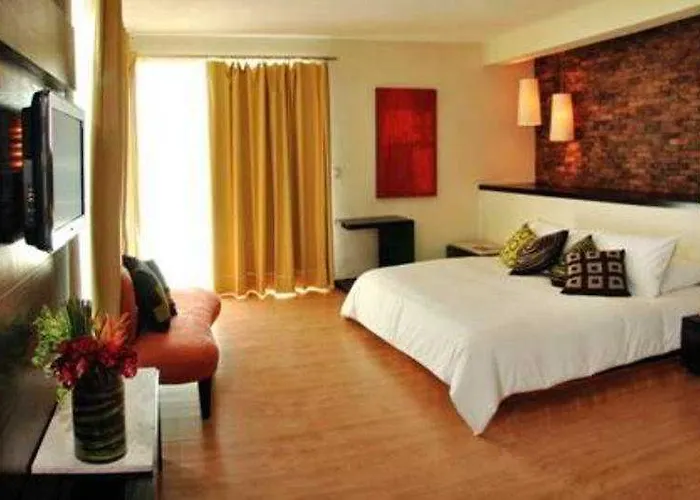 El Punto Boutique & Club (adults Only)